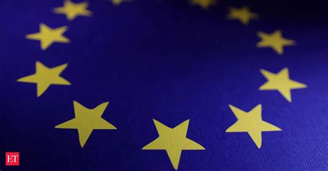 As Europe turns right, why has a center.